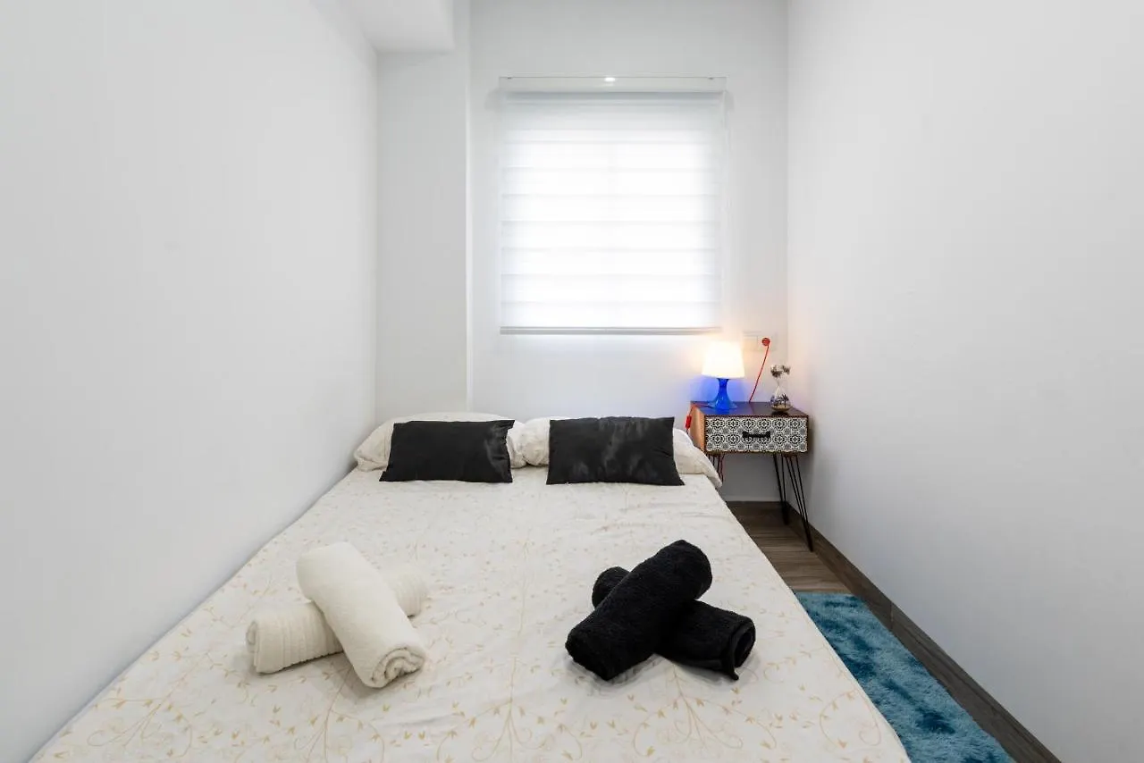 Centrico Piso En Torremolinos Apartman 0*,